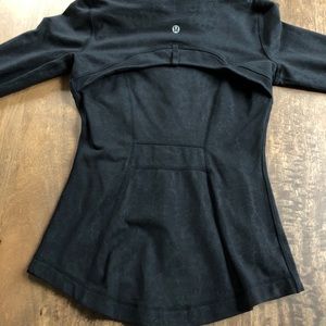 Lululemon thin jacket
